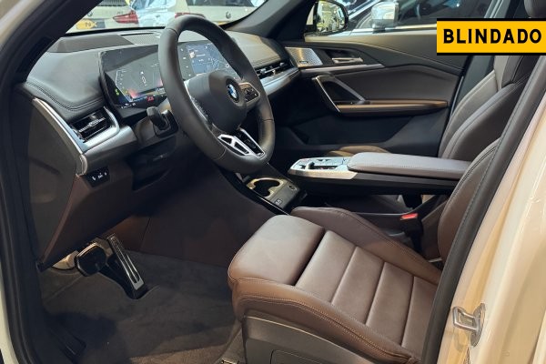 BMW X1 2.0 16V TURBO GASOLINA SDRIVE20I M SPORT STEPTRONIC 2025/2026